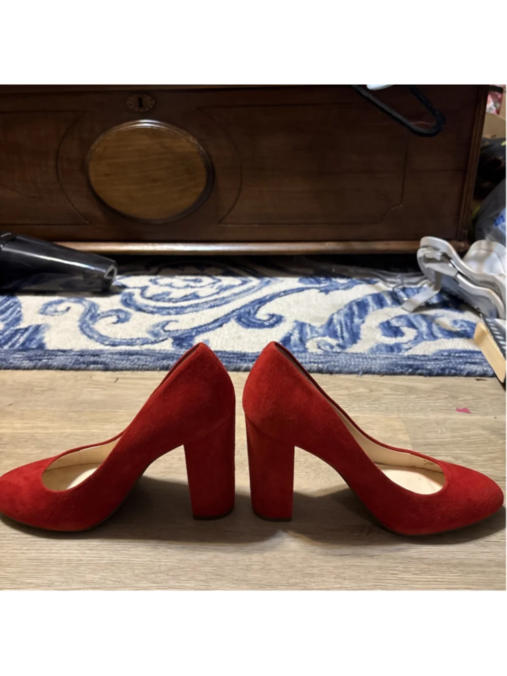 Jessica Simpson Red Suede Heels Size 8 1/2 Medium